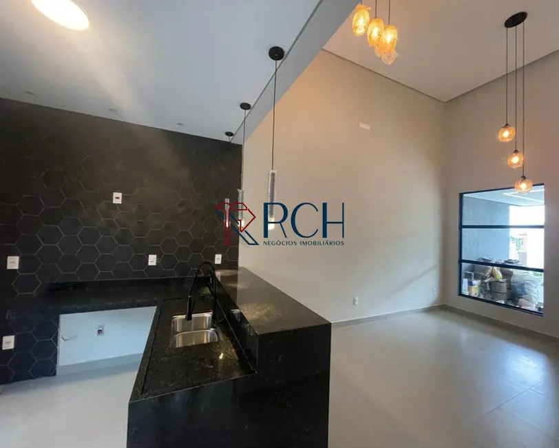 Casa de Condomínio com 3 quartos à venda, 110m2 em Cajuru do Sul, Sorocaba - SP - imagem 3 Foto 3 de Casa de Condomínio com 3 quartos à venda, 110m2 em Cajuru do Sul, Sorocaba - SP