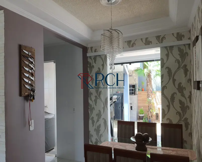 Foto 9 de Casa de Condomínio com 3 quartos à venda, 110m2 em Jardim Paraíso, Votorantim - SP