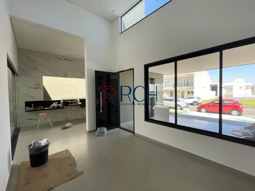 Casa de Condomínio com 3 quartos à venda, 170m2 em Aparecidinha, Sorocaba - SP - imagem 3 Foto 3 de Casa de Condomínio com 3 quartos à venda, 170m2 em Aparecidinha, Sorocaba - SP