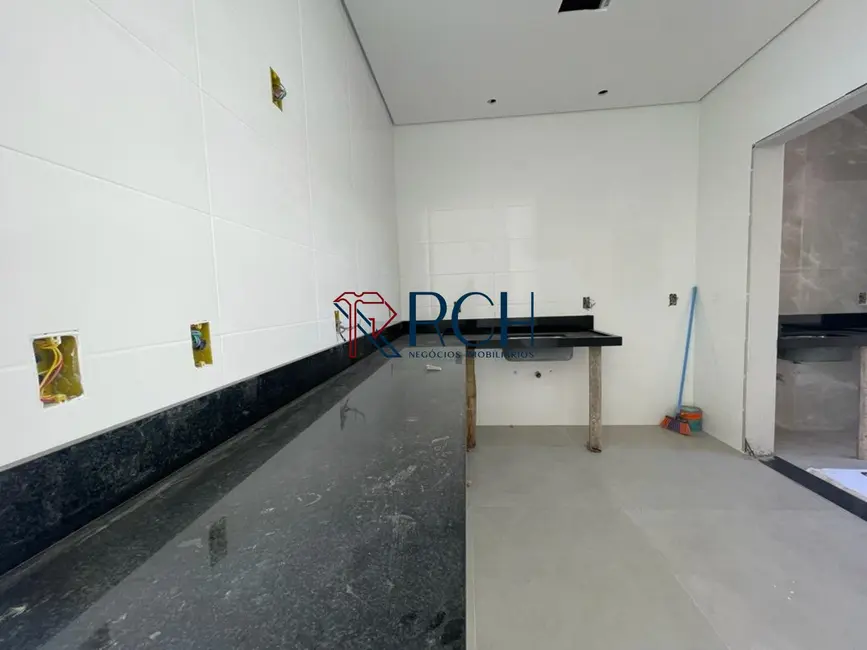 Foto 5 de Casa com 3 quartos à venda, 105m2 em Caguassu,  - SP