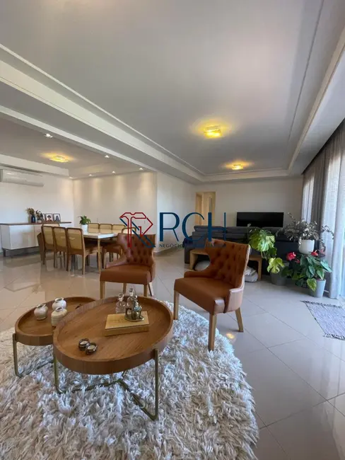 Apartamento com 3 quartos à venda, 156m2 em Vila Independência, Sorocaba - SP - imagem 3 Foto 3 de Apartamento com 3 quartos à venda, 156m2 em Vila Independência, Sorocaba - SP