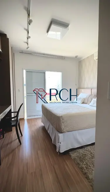 Casa de Condomínio com 3 quartos à venda, 200m2 em Wanel Ville, Sorocaba - SP - imagem 6 Foto 6 de Casa de Condomínio com 3 quartos à venda, 200m2 em Wanel Ville, Sorocaba - SP
