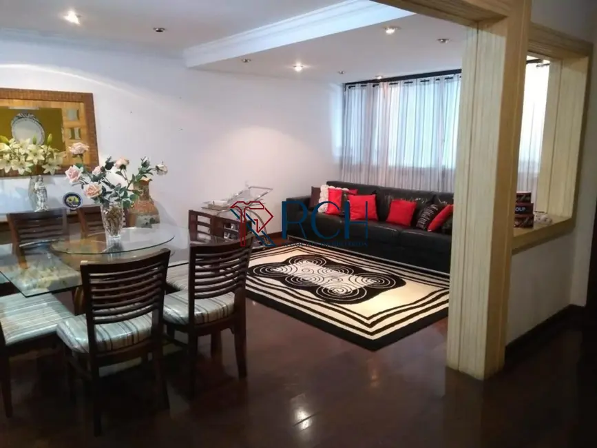 Casa com 4 quartos à venda, 565m2 em Jardim Leocádia, Sorocaba - SP - imagem 9 Foto 9 de Casa com 4 quartos à venda, 565m2 em Jardim Leocádia, Sorocaba - SP