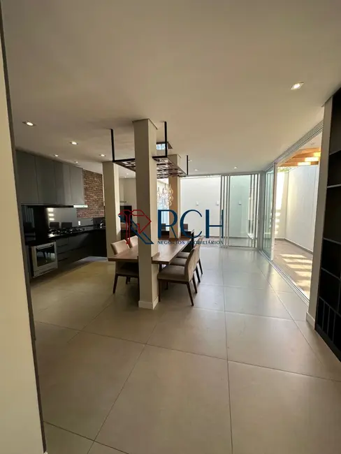 Casa de Condomínio com 3 quartos à venda, 150m2 em Vila Haro, Sorocaba - SP - imagem 8 Foto 8 de Casa de Condomínio com 3 quartos à venda, 150m2 em Vila Haro, Sorocaba - SP