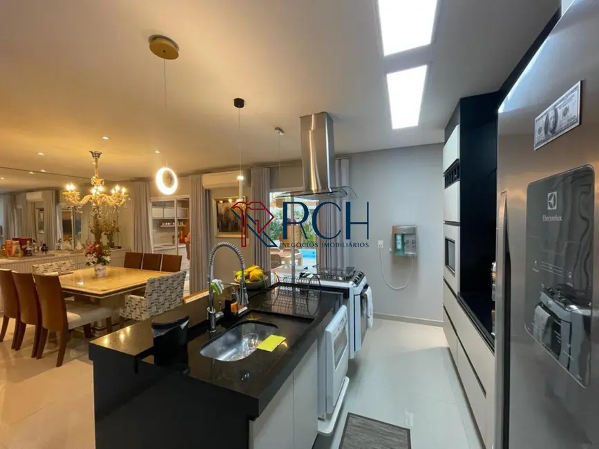 Casa com 3 quartos à venda, 270m2 em Central Parque Sorocaba, Sorocaba - SP - imagem 8 Foto 8 de Casa com 3 quartos à venda, 270m2 em Central Parque Sorocaba, Sorocaba - SP