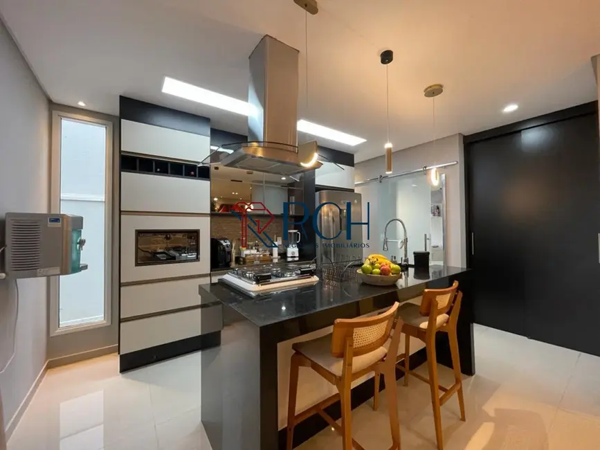 Casa com 3 quartos à venda, 270m2 em Central Parque Sorocaba, Sorocaba - SP - imagem 6 Foto 6 de Casa com 3 quartos à venda, 270m2 em Central Parque Sorocaba, Sorocaba - SP