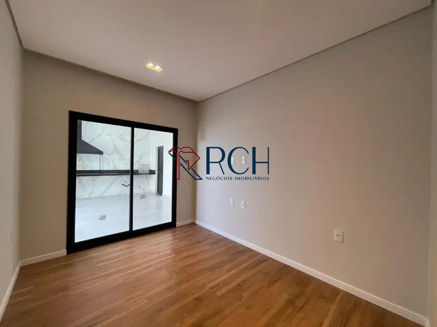Casa de Condomínio com 3 quartos à venda, 170m2 em Aparecidinha, Sorocaba - SP - imagem 9 Foto 9 de Casa de Condomínio com 3 quartos à venda, 170m2 em Aparecidinha, Sorocaba - SP