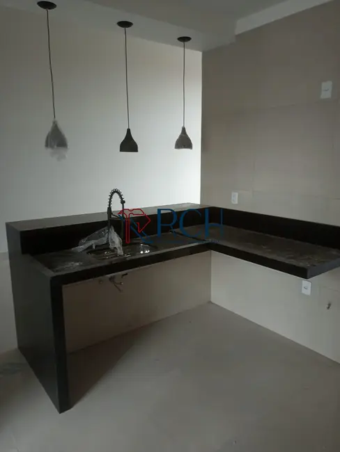 Casa de Condomínio com 3 quartos à venda, 130m2 em Wanel Ville, Sorocaba - SP - imagem 5 Foto 5 de Casa de Condomínio com 3 quartos à venda, 130m2 em Wanel Ville, Sorocaba - SP
