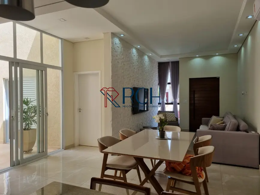 Casa de Condomínio com 3 quartos à venda, 125m2 em Cajuru do Sul, Sorocaba - SP - imagem 3 Foto 3 de Casa de Condomínio com 3 quartos à venda, 125m2 em Cajuru do Sul, Sorocaba - SP
