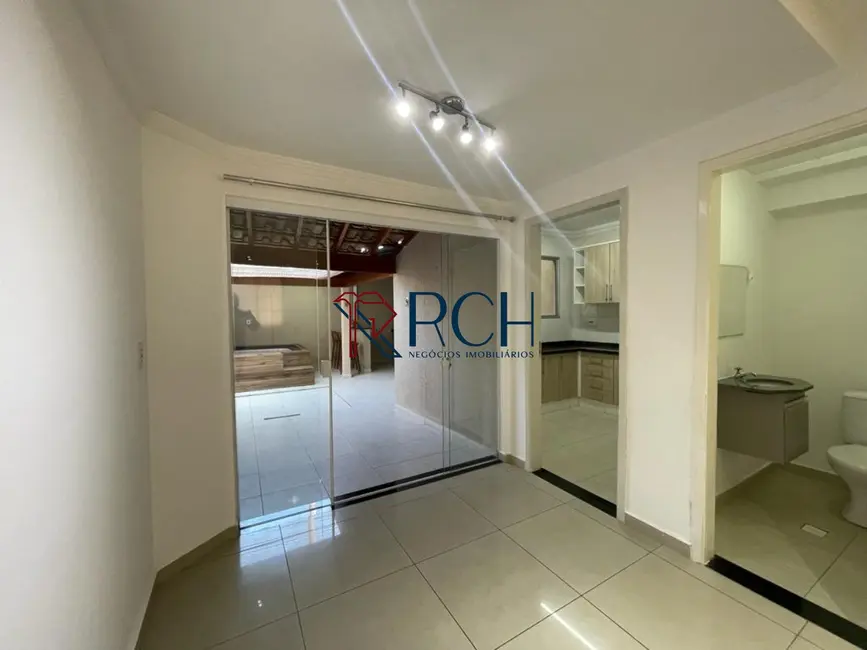 Foto 5 de Casa de Condomínio com 3 quartos à venda, 140m2 em Bairro da Vossoroca, Sorocaba - SP