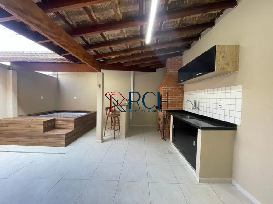 Foto 1 de Casa de Condomínio com 3 quartos à venda, 140m2 em Bairro da Vossoroca, Sorocaba - SP