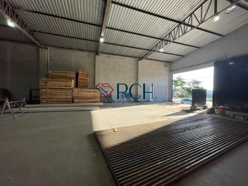 Foto 6 de Armazém / Galpão à venda e para alugar, 980m2 em Parque Empresarial das Mangueiras, Sorocaba - SP