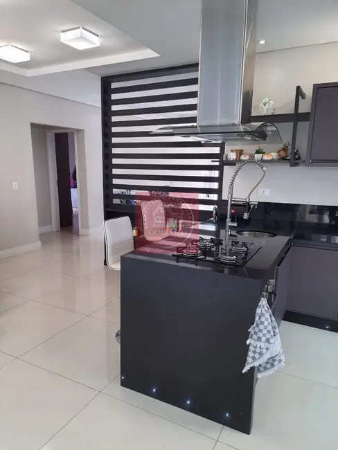 Casa com 4 quartos à venda, 360m2 em Condomínio Reserva da Serra, Jundiai - SP - imagem 6 Foto 6 de Casa com 4 quartos à venda, 360m2 em Condomínio Reserva da Serra, Jundiai - SP