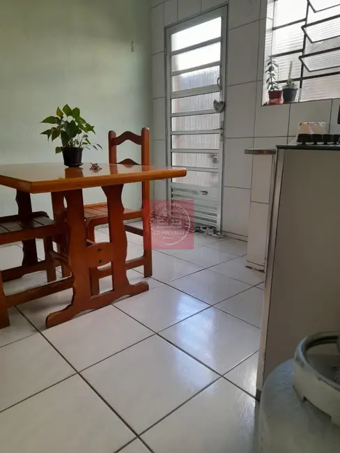 Foto 3 de Casa com 2 quartos à venda, 140m2 em Vila Garcia, Jundiai - SP