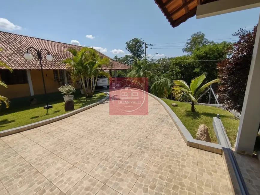 Chácara com 3 quartos à venda, 1075m2 em Corrupira, Jundiai - SP - imagem 8 Foto 8 de Chácara com 3 quartos à venda, 1075m2 em Corrupira, Jundiai - SP
