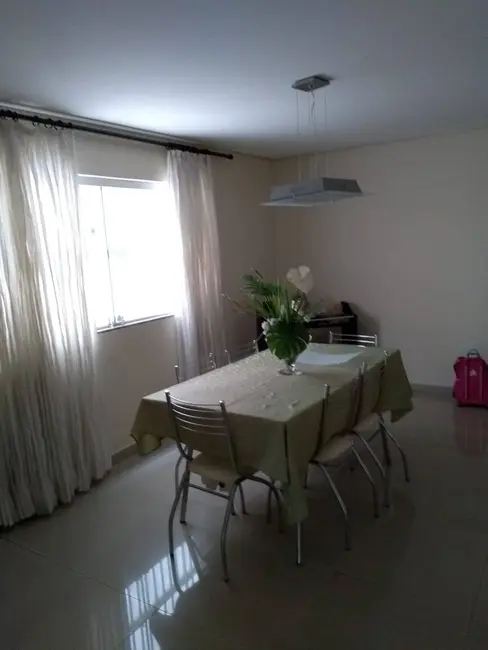 Foto 2 de Casa com 3 quartos à venda, 175m2 em Sítio da Figueira, São Paulo - SP