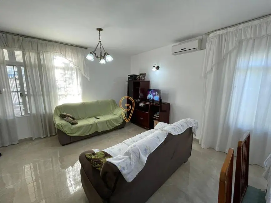 Foto 3 de Casa com 3 quartos à venda, 350m2 em Cidade Jardim, Jacarei - SP
