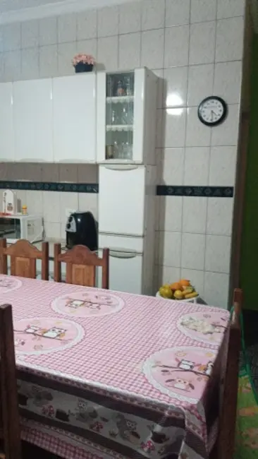 Foto 8 de Casa com 2 quartos à venda, 250m2 em Jardim São Luiz, Jacarei - SP