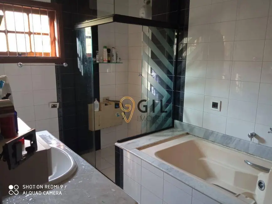 Foto 6 de Casa com 5 quartos à venda, 336m2 em Centro, Jacarei - SP