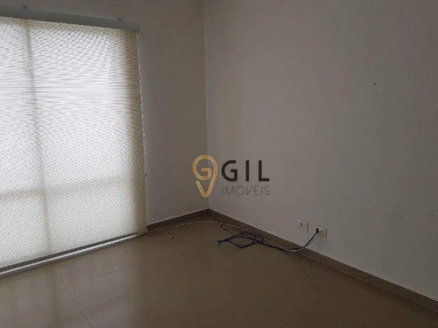 Sala Comercial à venda e para alugar, 34m2 em Centro, Jacarei - SP - imagem 2 Foto 2 de Sala Comercial à venda e para alugar, 34m2 em Centro, Jacarei - SP