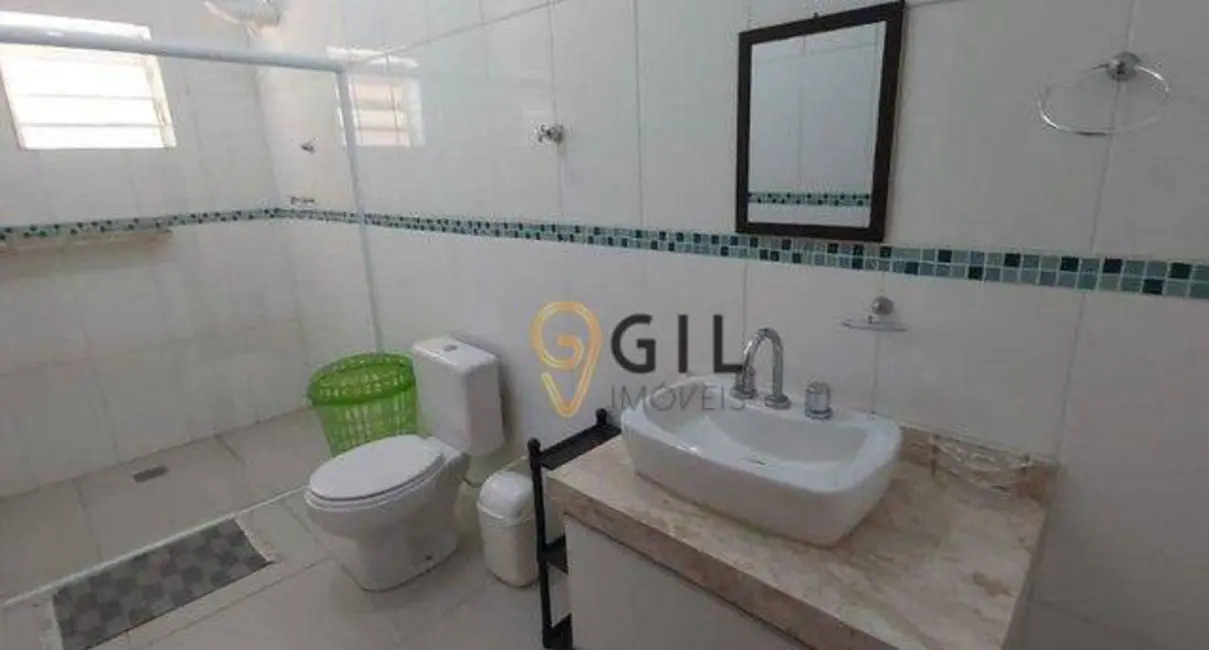 Chácara com 5 quartos à venda e para alugar, 6000m2 em Bom Jesus, Jacarei - SP - imagem 8 Foto 8 de Chácara com 5 quartos à venda e para alugar, 6000m2 em Bom Jesus, Jacarei - SP