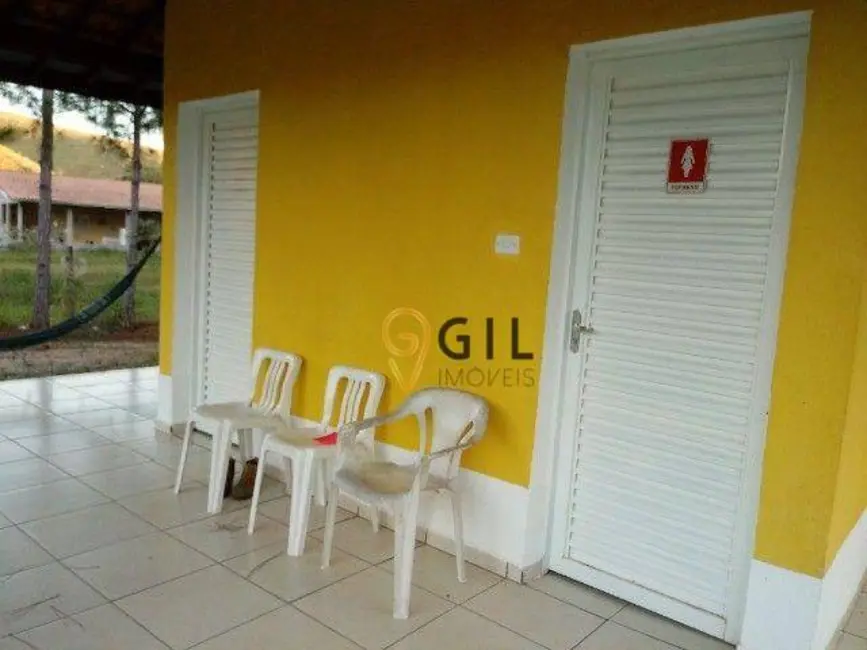 Chácara com 5 quartos à venda e para alugar, 6000m2 em Bom Jesus, Jacarei - SP - imagem 9 Foto 9 de Chácara com 5 quartos à venda e para alugar, 6000m2 em Bom Jesus, Jacarei - SP