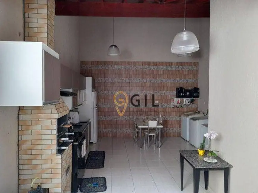 Foto 2 de Sobrado com 3 quartos à venda, 145m2 em Cidade Salvador, Jacarei - SP