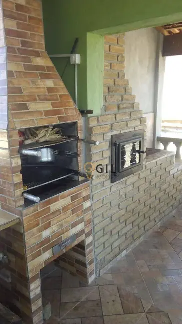 Foto 4 de Chácara com 1 quarto à venda, 250m2 em Parque Imperial, Jacarei - SP