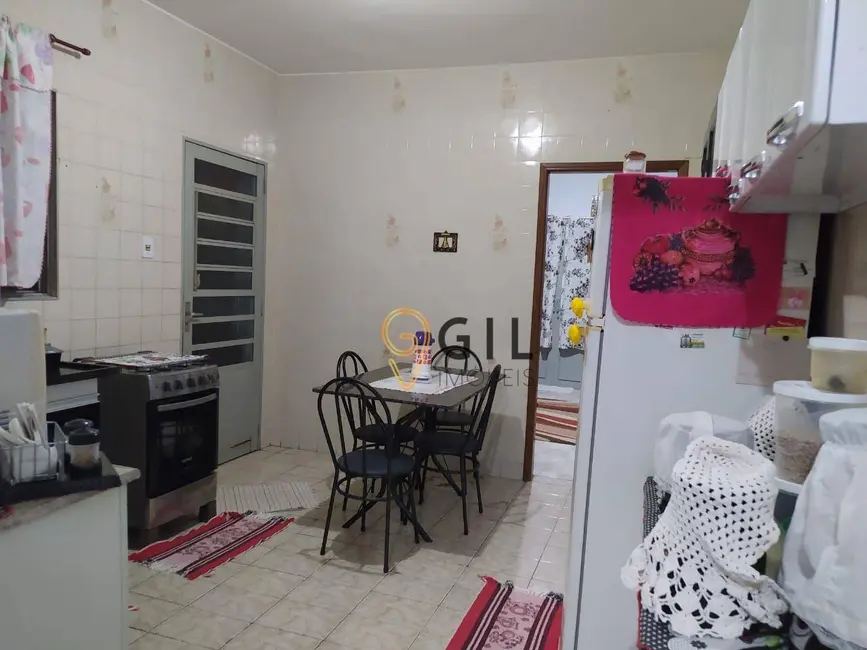 Foto 8 de Casa com 2 quartos à venda, 143m2 em Parque Meia Lua, Jacarei - SP