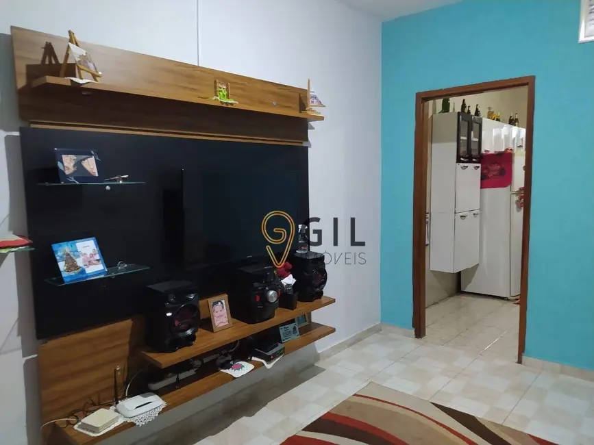 Foto 4 de Casa com 2 quartos à venda, 143m2 em Parque Meia Lua, Jacarei - SP