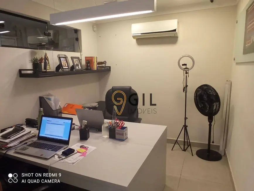 Foto 11 de Casa à venda, 175m2 em Vila Pinheiro, Jacarei - SP