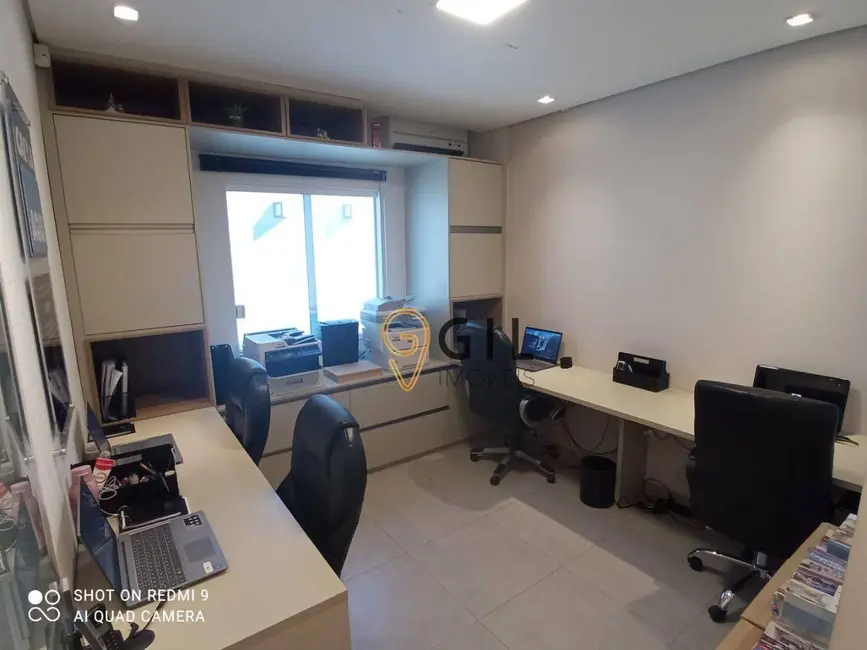 Foto 6 de Casa à venda, 175m2 em Vila Pinheiro, Jacarei - SP