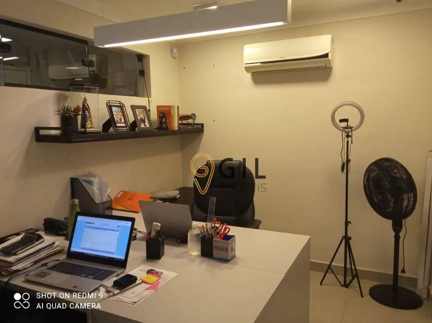 Foto 12 de Casa à venda, 175m2 em Vila Pinheiro, Jacarei - SP