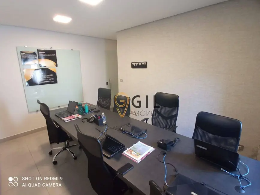 Foto 7 de Casa à venda, 175m2 em Vila Pinheiro, Jacarei - SP