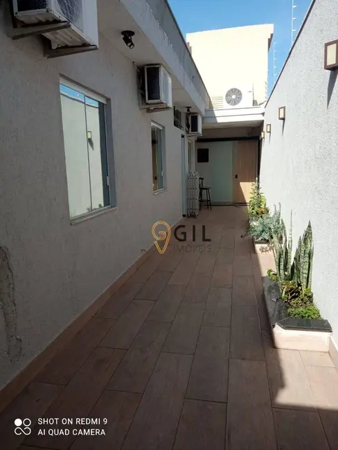 Foto 14 de Casa à venda, 175m2 em Vila Pinheiro, Jacarei - SP