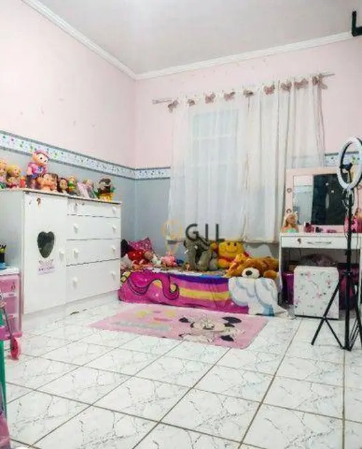 Foto 2 de Casa de Condomínio com 2 quartos à venda, 240m2 em Parque Santo Antônio, Jacarei - SP