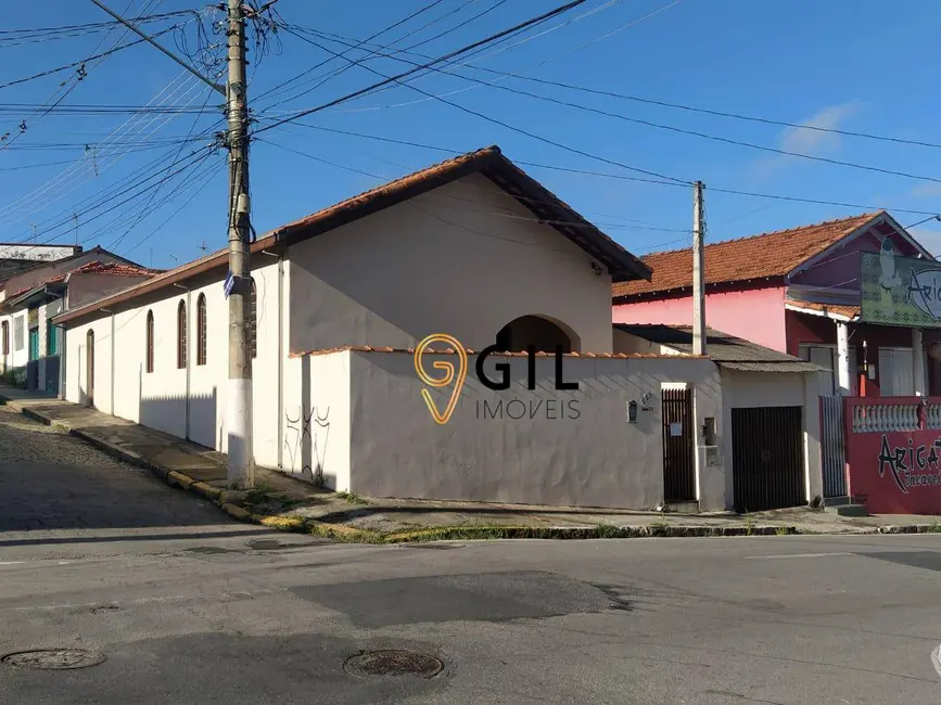 Foto 2 de Casa com 4 quartos à venda, 200m2 em Centro, Jacarei - SP