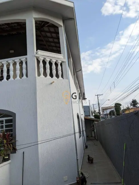 Foto 2 de Sobrado com 3 quartos à venda, 193m2 em Cidade Salvador, Jacarei - SP