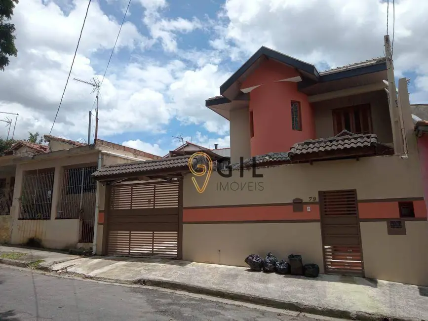 Foto 2 de Sobrado com 3 quartos à venda, 200m2 em Jardim Bela Vista, Jacarei - SP