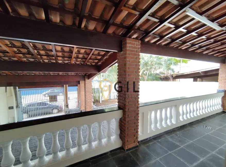 Foto 2 de Casa com 4 quartos à venda, 330m2 em Jardim América, Jacarei - SP