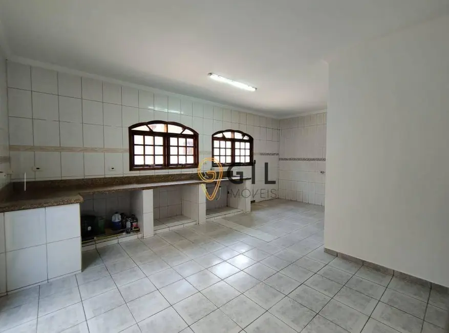 Foto 8 de Casa com 4 quartos à venda, 330m2 em Jardim América, Jacarei - SP