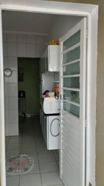 Foto 9 de Casa com 2 quartos à venda, 234m2 em Parque Santo Antônio, Jacarei - SP