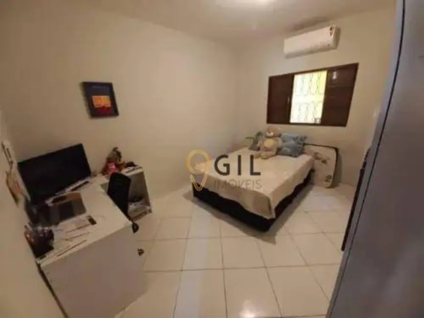 Foto 6 de Casa com 2 quartos à venda, 272m2 em Jardim Santa Marina, Jacarei - SP