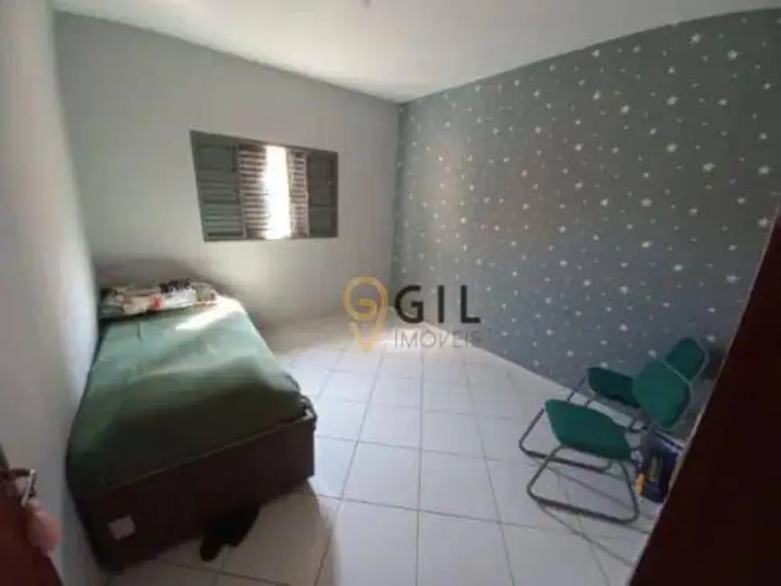 Foto 8 de Casa com 2 quartos à venda, 272m2 em Jardim Santa Marina, Jacarei - SP