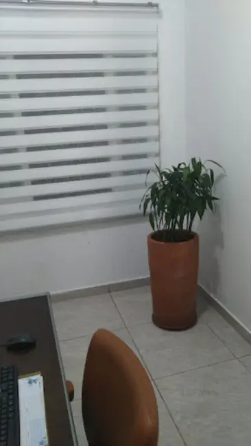 Foto 6 de Sobrado com 4 quartos à venda, 175m2 em Vila Nova Aliança, Jacarei - SP