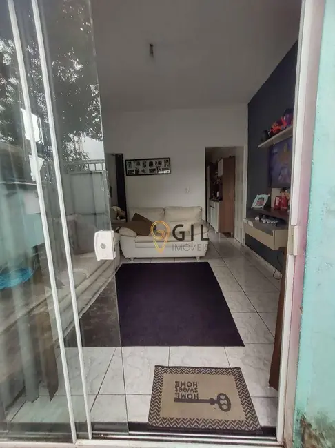 Foto 3 de Casa com 2 quartos à venda, 145m2 em Cidade Salvador, Jacarei - SP