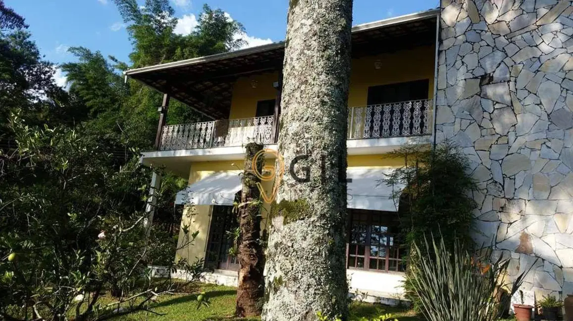 Chácara com 2 quartos à venda e para alugar, 1513m2 em Condomínio Lagoinha, Jacarei - SP - imagem 4 Foto 4 de Chácara com 2 quartos à venda e para alugar, 1513m2 em Condomínio Lagoinha, Jacarei - SP