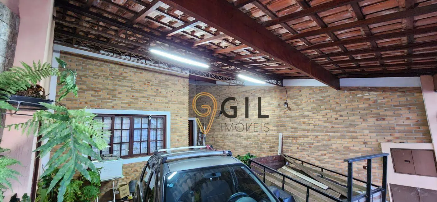 Foto 1 de Casa com 3 quartos à venda, 250m2 em Cidade Jardim, Jacarei - SP