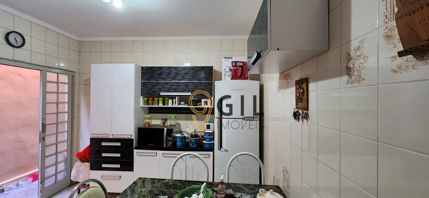 Foto 5 de Casa com 3 quartos à venda, 250m2 em Cidade Jardim, Jacarei - SP