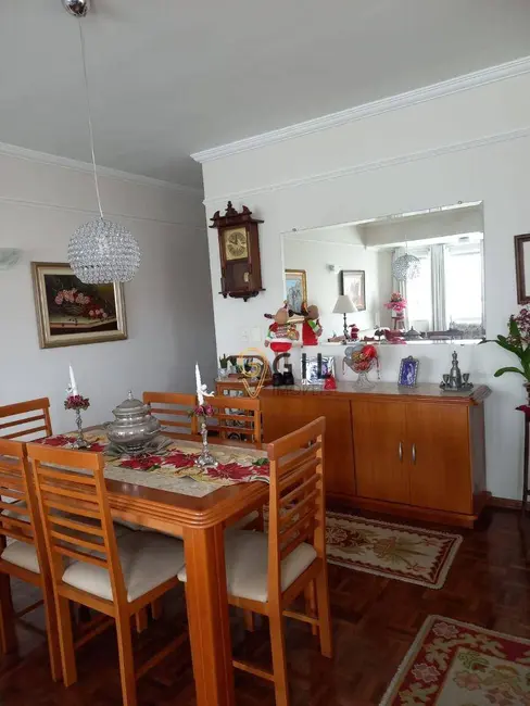 Foto 7 de Sobrado com 4 quartos à venda, 162m2 em Centro, Jacarei - SP